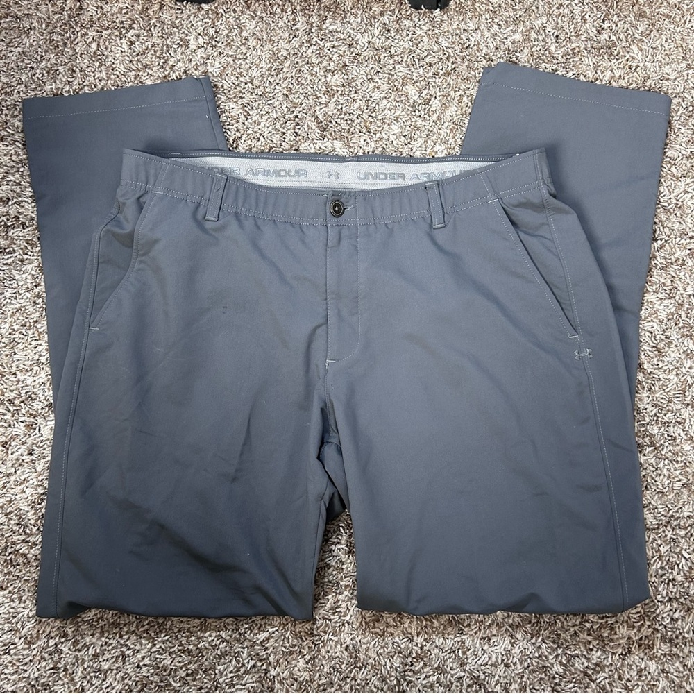 Under Armour Men's Grey Golf Pants Size 40/34